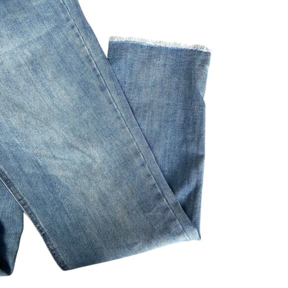 Seven7 Light Wash High Waist Weekend Slim Fit Jean Raw Hem Size 8 - Picture 2 of 11
